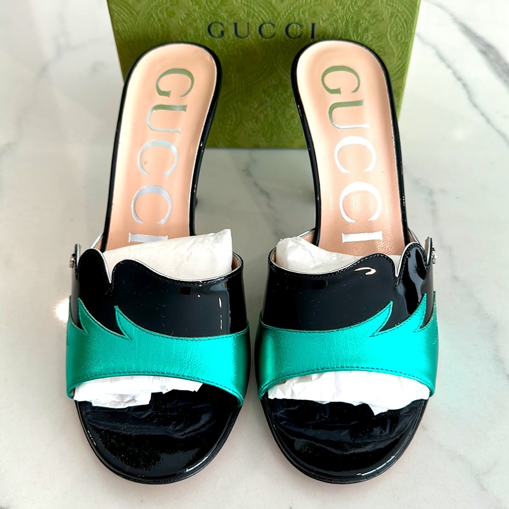Gucci Sandals - Picture 2 of 11